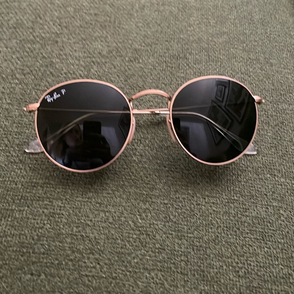 Ray-Ban Round Metal Sunglasses